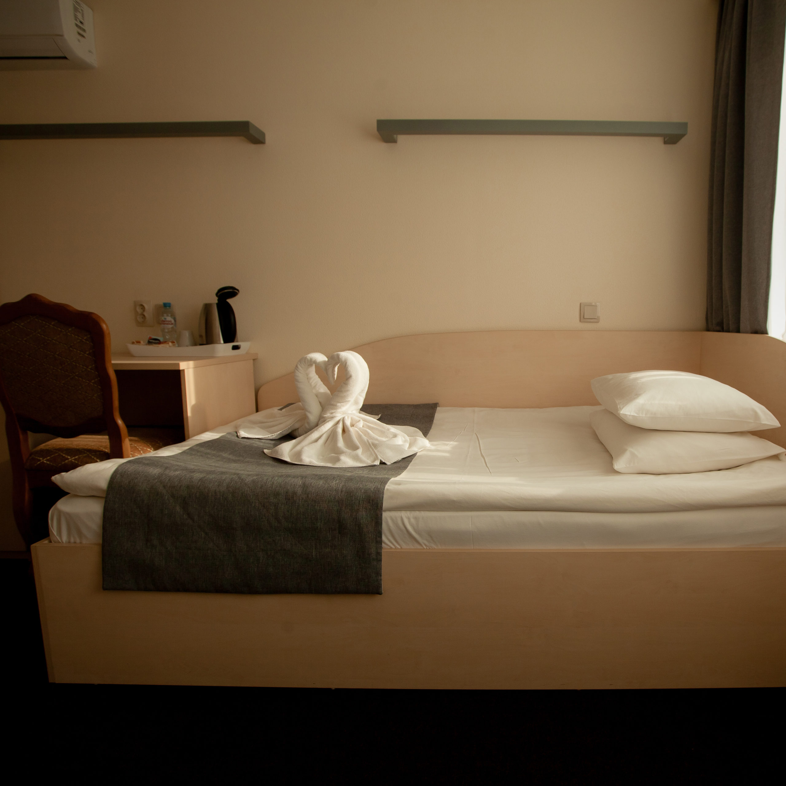 Одноместный — Компактный и спокойный номер для деловой поездки или короткого отдыха.